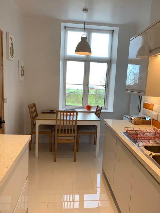 Postman'S Knock, Lynmouth, First Floor Apartment With Private Parking Exterior foto